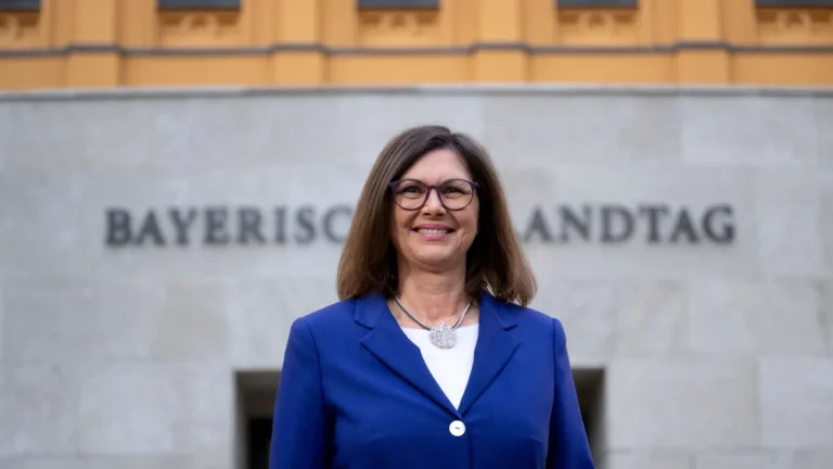 Bundespräsidenten-Nachfolge: Merz bremst Söder in Debatte um Steinmeier-Nachfolge aus