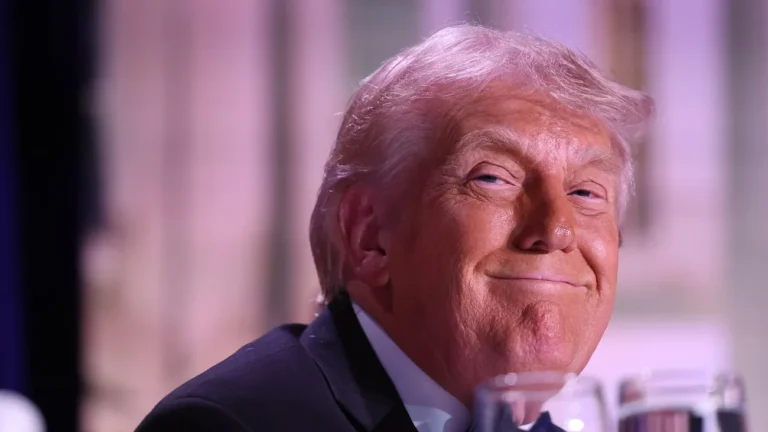 Hintergrund unklar: Trump nach Sicherheitsvorfall bei Auftritt evakuiert