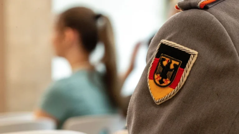 Bundeswehr: So oft war die Bundeswehr an Schulen in Sachsen-Anhalt