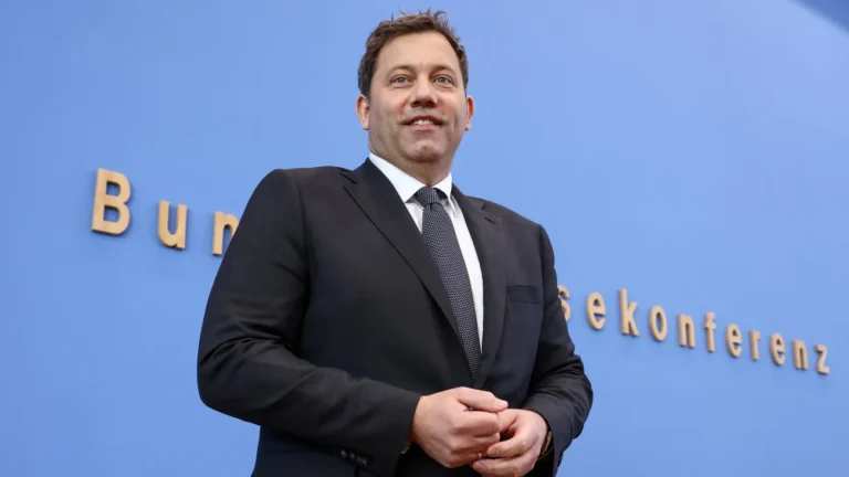 Bundeshaushalt 2027: Lars Klingbeil verteidigt höhere Neuverschuldung