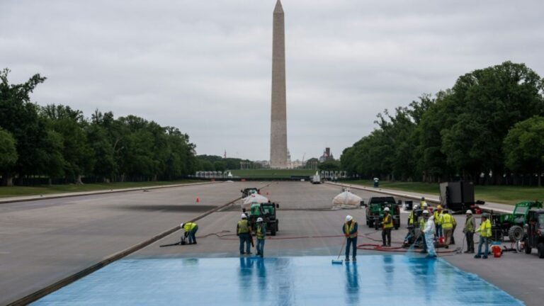 Trump lässt berühmtem Becken am Lincoln Memorial Schwimmbad-Bodenbelag verpassen