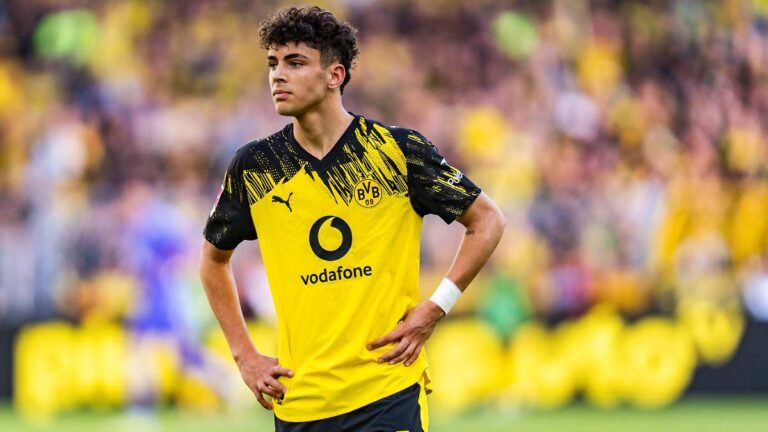 SC Freiburg nach DFB-Pokal müde: Borussia Dortmund legt sich mit Gala fest: Champions League