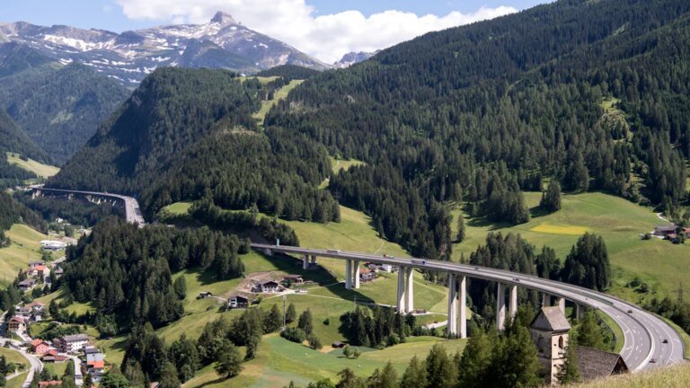 Die Brennerautobahn wird in den Pfingstferien gesperrt – was Reisende wissen müssen – Reise