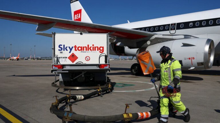 Iran-Krieg: EU-Kommission will Kerosin-Mangel verhindern