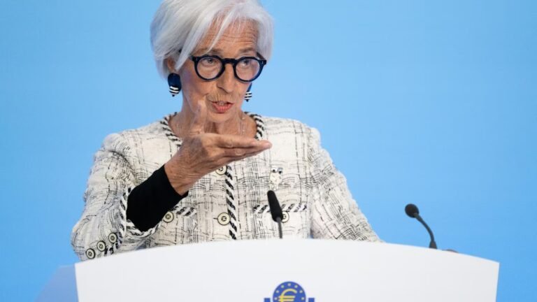 EZB Zinsentscheid: Lagarde deutet an, wann die Zinsen steigen