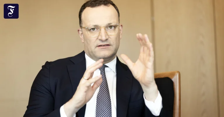 Jens Spahn im Interview: „Die viel beschworene Bazooka ist leer“
