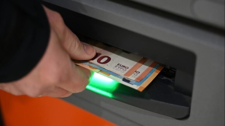 Abbau von Geldautomaten: In der Kleinstadt ohne Bargeld