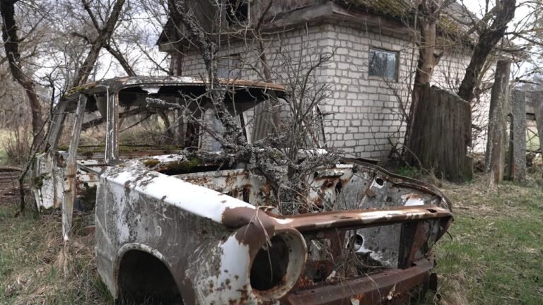 Beim AKW Tschernobyl: Leben im Schatten von Strahlung und Krieg