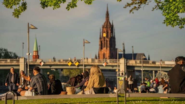 Das lange Wochenende lockt mit viel Sonnenschein