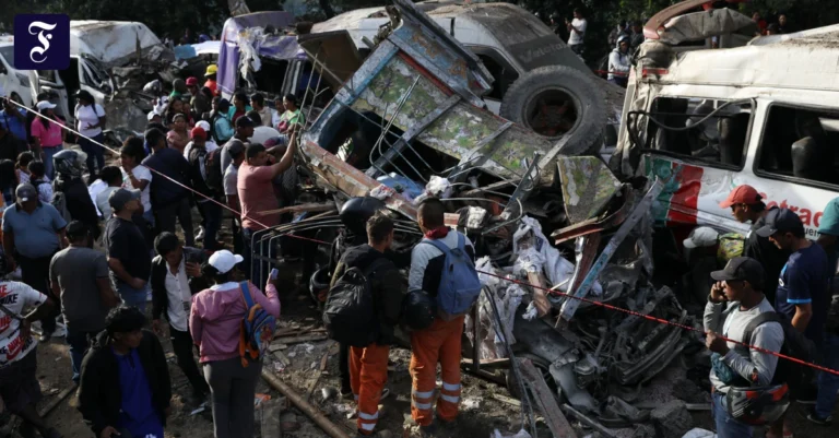 Kolumbien: Mindestens 14 Tote bei Bombenanschlag