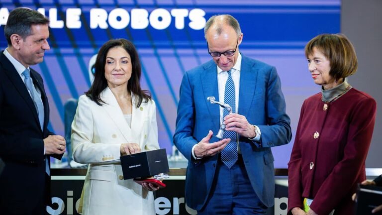 Friedrich Merz hält Katherina Reiche auf Distanz