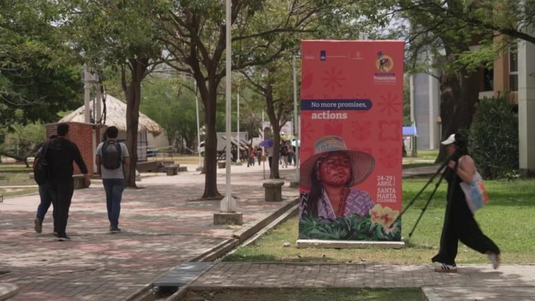 Konferenz in Kolumbien berät über Aus für Kohle, Öl und Gas