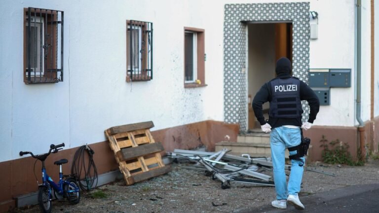 Durchsuchungen in 28 Städten – Polizei geht gegen Hells Angels vor