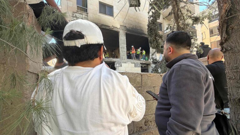 News zu Nahost: Israels Armee meldet Angriff in Beirut – Politik