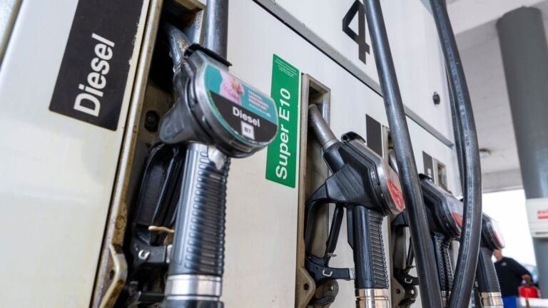 Mobilitätskosten: Diesel wieder billiger als E10