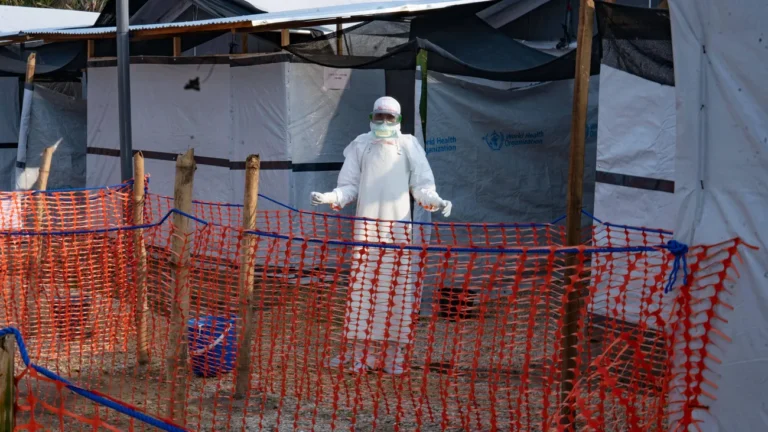 Ebola: 65 Menschen sterben nach Ebolaausbruch im Nordosten der DR Kongo