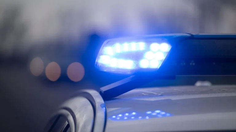 Vollsperrung: Sieben Verletzte bei Unfall auf der A81