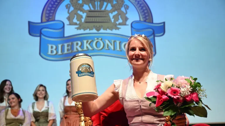Bayerisches Brauchtum: Katharina Kastenmüller ist Bayerns neue Bierkönigin