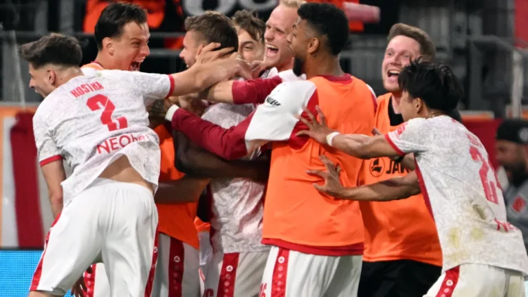 Zweite Bundesliga: Essen gewinnt mit Freistoß gegen Fürth im Relegationshinspiel