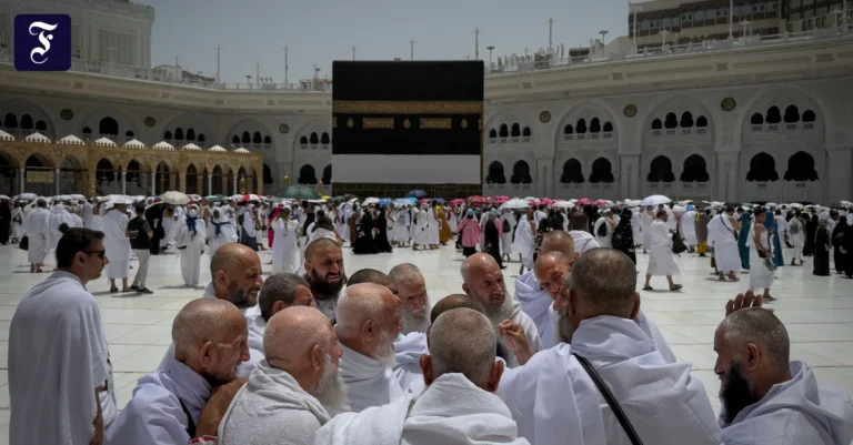 Hadsch in Saudi-Arabien: Pilger beenden zentrales Ritual in Mina