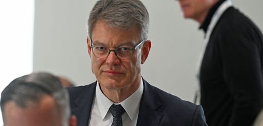 Bundesrechnungshof wirft Patrick Schnieder Planlosigkeit bei Verkehrswende vor