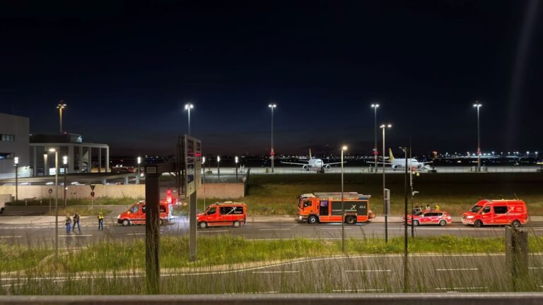 Einsatz: Terminal 2 am BER gesperrt – Passagiere werden umgeleitet