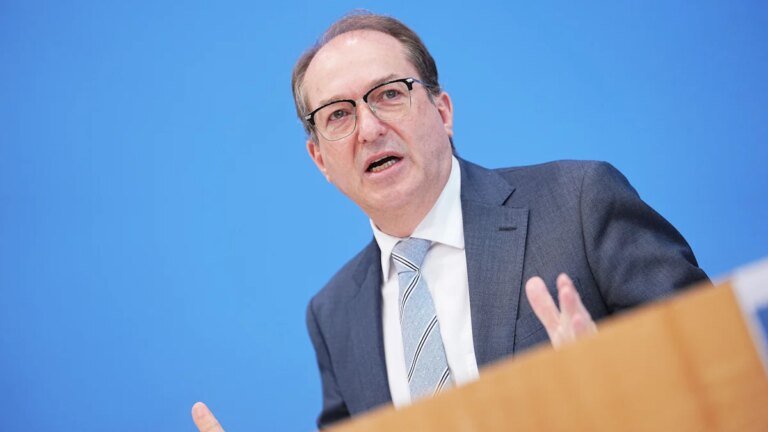 Liveblog zur Bundesregierung: Bericht: Dobrindt plant Milliardenprogramm für Zivilschutz – Politik