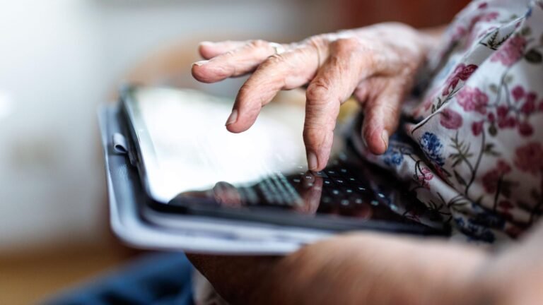 Petition fordert „Recht auf Leben ohne Digitalzwang“