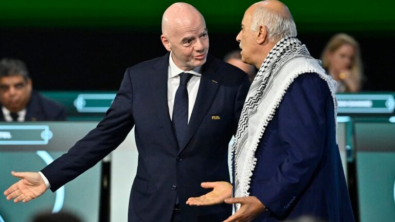 Fifa: Sobald Gianni Infantino Dinge nicht mit Geld regeln kann, wird es peinlich – Sport
