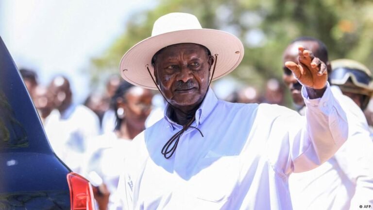 Langzeit-Präsident Museveni zum Wahlsieger erklärt