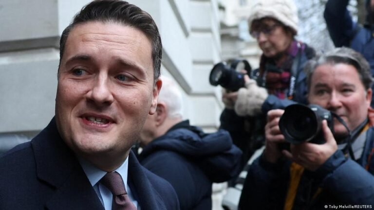Druck auf Starmer wächst: Gesundheitsminister tritt zurück