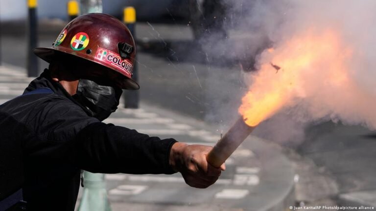 Was hinter den massiven Protesten in Bolivien steckt