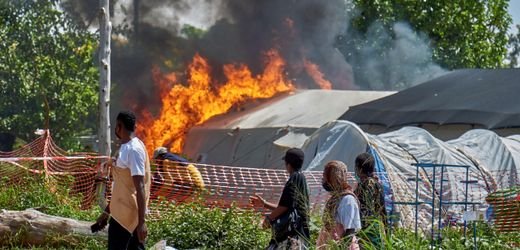 Ebola im Kongo: Wütende Angehörige brennen Ebola-Klinik nieder