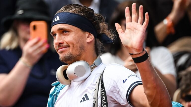 Topfavorit bei French Open: Zverev ringt bei Viertelfinal-Einzug die “ bösen Dämonen“ nieder