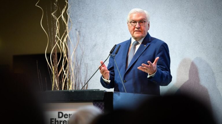Bundespräsident sieht freiwilligen Wehrdienst kritisch
