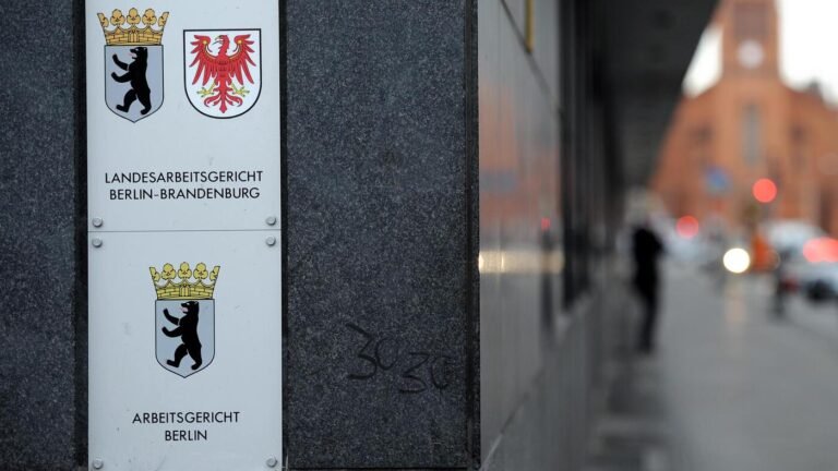 Nicht-binäre Person scheitert mit Klage gegen ein Berliner Unternehmen