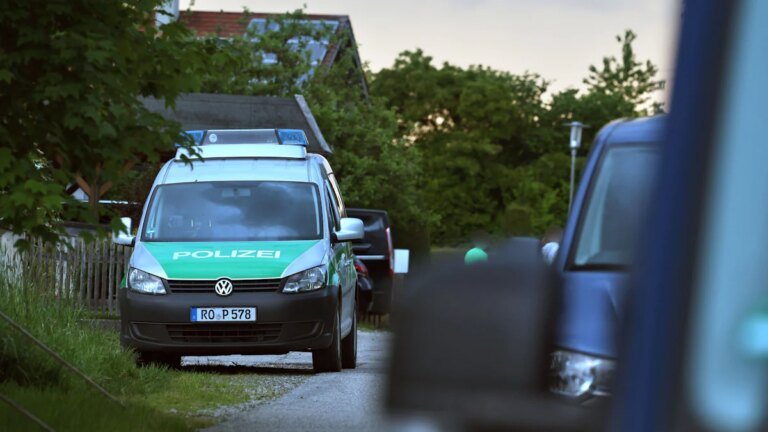Großfahndung in Murnau nach bewaffnetem Räuber – Bayern