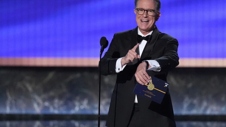 Promis: Stephen Colbert kehrt in die Lokal-Show zurück, in der er einst übte. – Panorama
