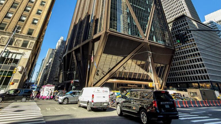 Wall Street: „Sexsklaven“-Banker wirft Vorgesetzter sexuelle Belästigung vor