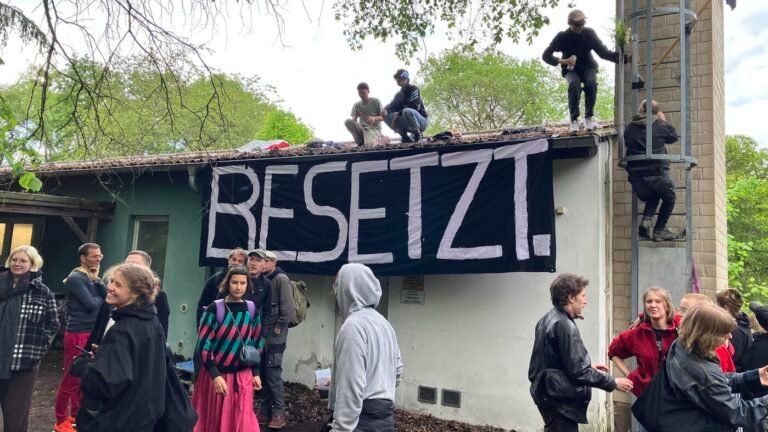 Hausbesetzung in Potsdam: „Wir wollen die Wohnkrise entschärfen“ – CDU fordert Räumung