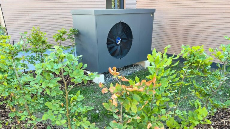 Wärmepumpen sind teuer – rechnet sich der Einbau günstiger Modelle?