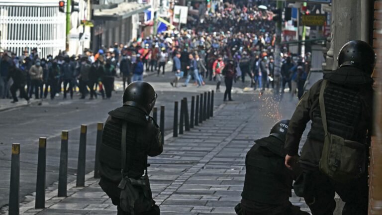 La Paz – Erneut gewaltsame Proteste gegen Boliviens Präsidenten