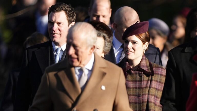 Britische Königsfamilie: Royaler Nachwuchs unterwegs: König Charles freut sich