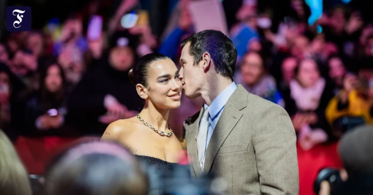 Haben Dua Lipa und Callum Turner schon geheiratet?
