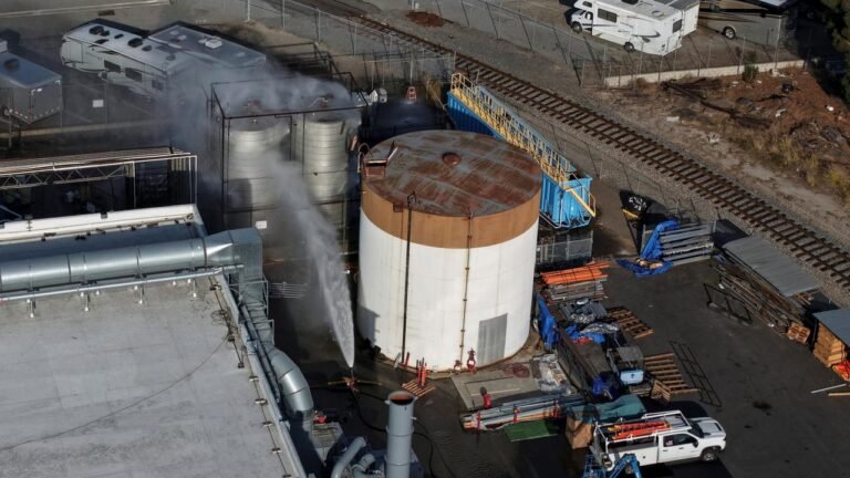 Kalifornien: Chemietank droht zu explodieren – Evakuierungen angeordnet