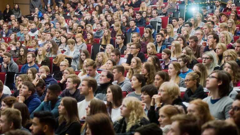 Deutschland viertbeliebtestes Land für internationale Studierende – Panorama