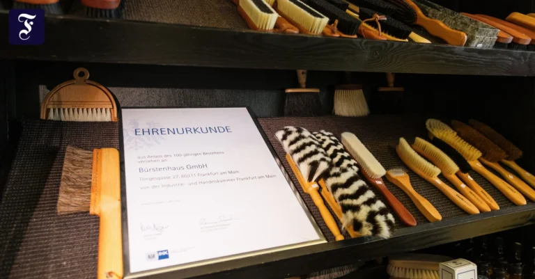 Bürstenhaus Frankfurt: Das letzte Fachgeschäft seiner Art in der Töngesgasse