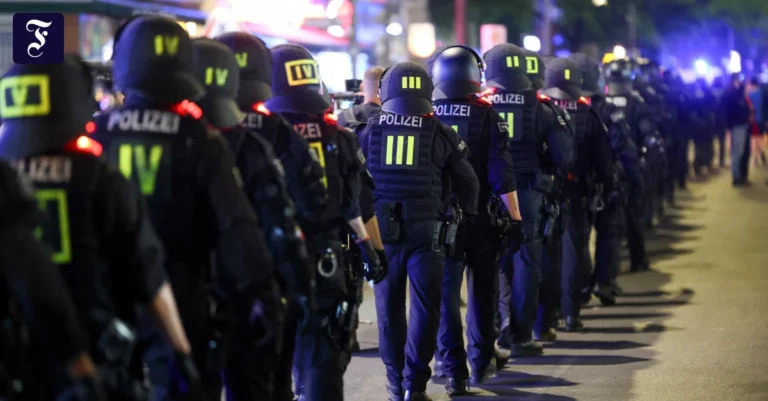 Linke Demonstrationen: Polizei zieht nach 1. Mai in Berlin positive Bilanz