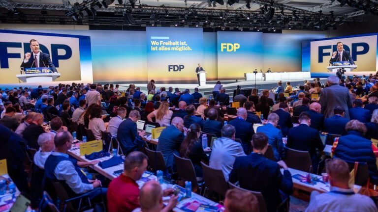 FDP-Parteitag: Quicklebendig im Umfragetief | tagesschau.de