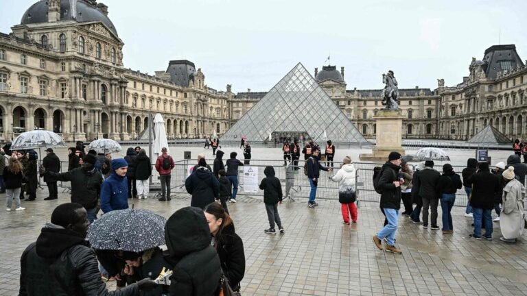 Der spektakuläre Juwelenraub im Louvre soll verfilmt werden